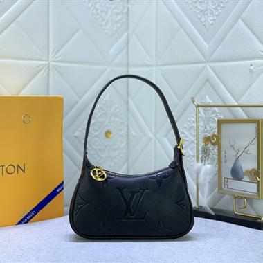 LOUIS VUITTON   2024新款女生時尚包包  尺寸：20.5*11*5CM