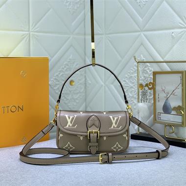 LOUIS VUITTON   2024新款女生時尚包包  尺寸：19×10.5×6CM