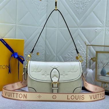 LOUIS VUITTON   2024新款女生時尚包包  尺寸：25x9x15CM