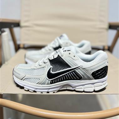 Nike Zoom Vomero 5 沙漠灰復古輕便休閑跑步鞋