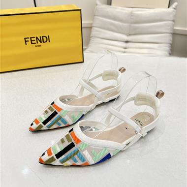 FENDI     2024新款女生休閒時尚鞋子