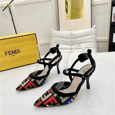 FENDI     2024新款女生休閒時尚鞋子