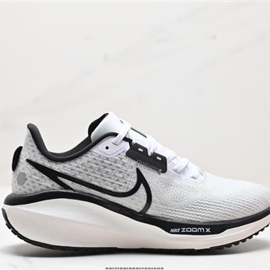 NIKE AIR ZOOM VOMERO 17