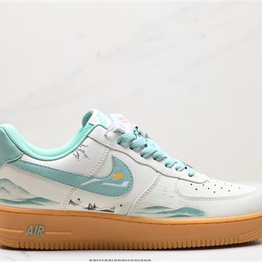 NIKE AIR FORCE 1‘07