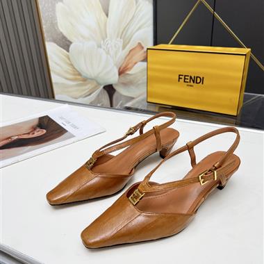 FENDI   2024新款女生休閒時尚鞋子