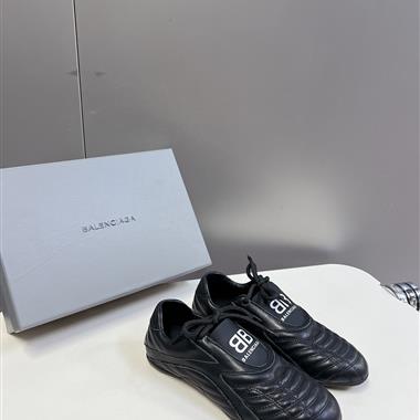 Balenciaga   2024新款女生休閒時尚鞋子