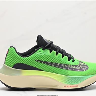 Nike Zoom Fly 5超輕休閑緩震碳板跑步鞋