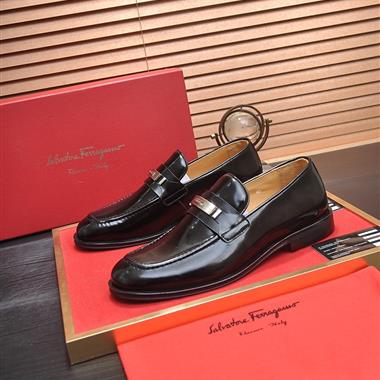 Ferragamo   2024新款男生休閒時尚鞋子