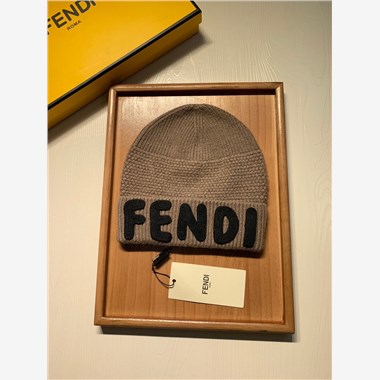 FENDI   2024秋冬新款時尚毛線帽子