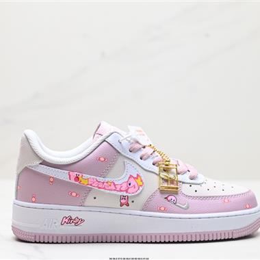 NIKE AIR FORCE 1‘07