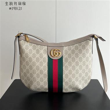 GUCCI    2024新款女生時尚包包 尺寸:30*22*5.5CM