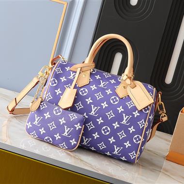 LOUISVUITTON   2024新款l男生時尚包包 尺寸:25*15*15CM