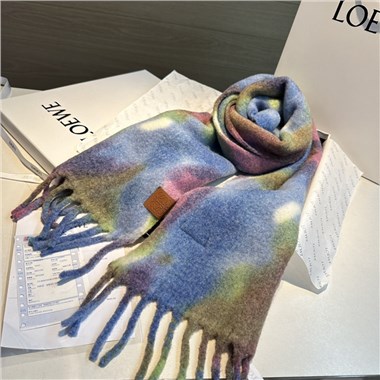 LOEWE   2024秋冬新款時尚圍巾 尺寸：185-23