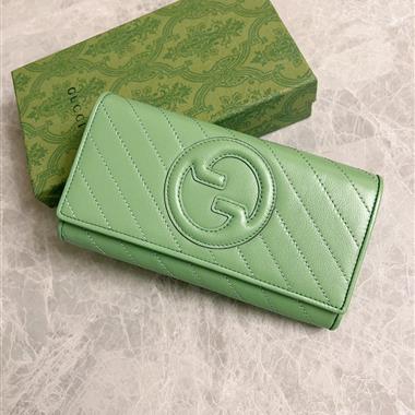 GUCCI  2024新款時尚包包 尺寸:19.5x11x3CM