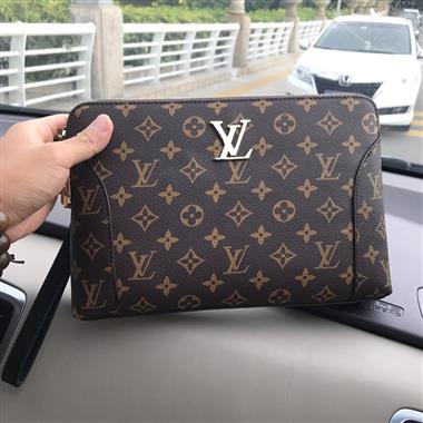 LOUIS VUITTON   2024新款男生時尚包包 尺寸:28*19*3CM