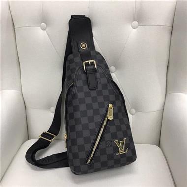 LOUIS VUITTON   2024新款男生時尚包包 尺寸:28*20*6CM