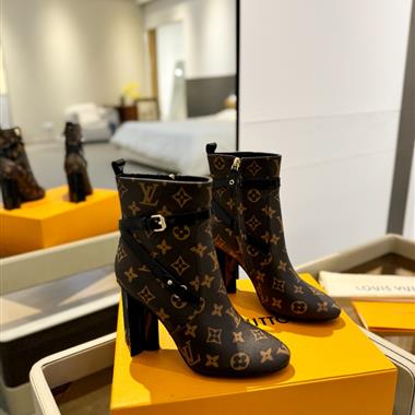 Louis Vuitton  2024新款女生休閒時尚鞋子