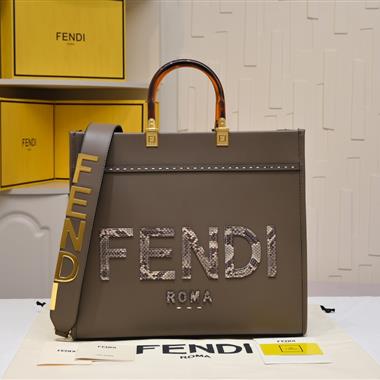 FENDI   2024新款女生時尚包包 尺寸:35x17x31CM