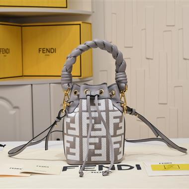 FENDI   2024新款女生時尚包包   