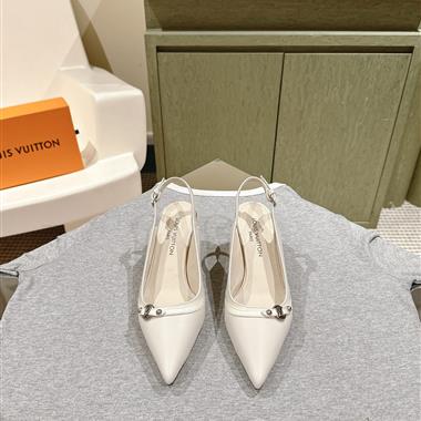 Louis Vuitton   2024新款女生休閒時尚鞋子