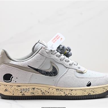 NIKE AIR FORCE 1'07