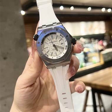 Audemars Piguet   2024新款時尚休閒手錶  尺寸：42MM