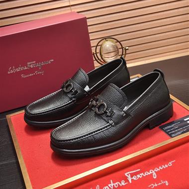 Ferragamo   2024新款男生休閒時尚鞋子