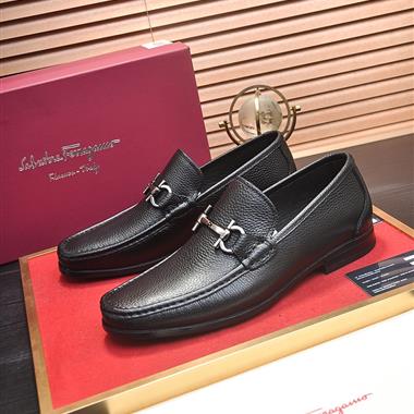 Ferragamo   2024新款男生休閒時尚鞋子