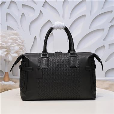 BOTTEGA VENETA   2025新款男生時尚包包 尺寸：41*30*16CM