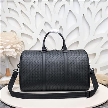 BOTTEGA VENETA   2025新款男生時尚包包 尺寸：48*26*19CM