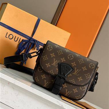 LOUIS VUITTON    2025新款男生時尚包包 尺寸：20 x 17 x 7CM