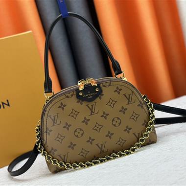 LOUIS VUITTON   2025新款女生時尚包包 尺寸：22*14CM