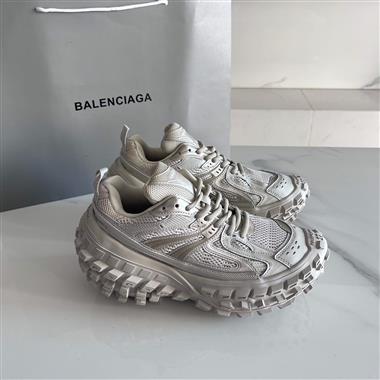 Balenciaga   2025新款男生休閒時尚鞋子