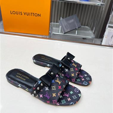 Louis Vuitton   2025新款女生休閒時尚鞋子