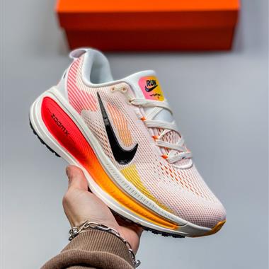 Nike VOMERO 18 耐克 舒適減震防滑 低幫跑步鞋