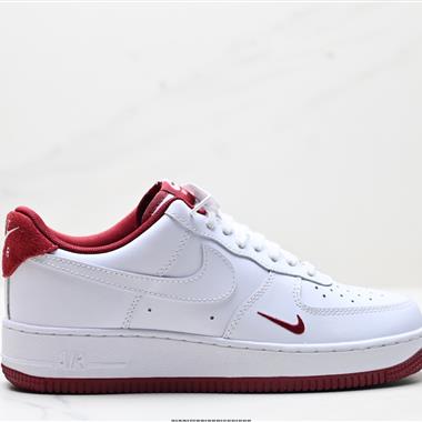 NIKE AIR FORCE 1‘07 LV8