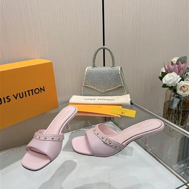 Louis Vuitton   2025新款女生休閒時尚鞋子
