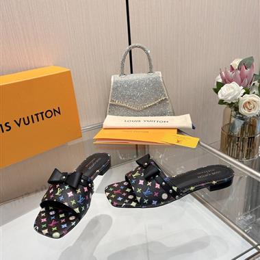 Louis Vuitton   2025新款女生休閒時尚鞋子