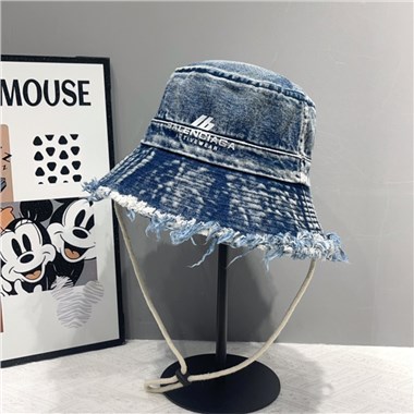 Balenciaga   2025新款時尚帽子