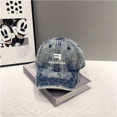 Balenciaga   2025新款時尚帽子