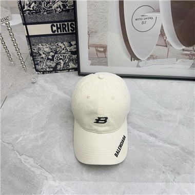 Balenciaga   2025新款時尚帽子