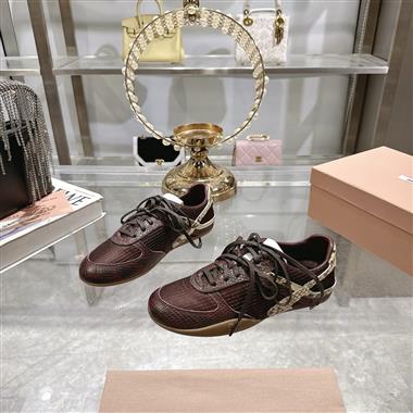 MIUMIU   2025新款女生休閒時尚鞋子