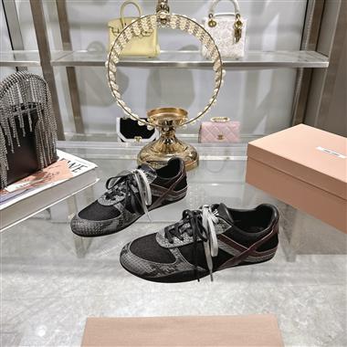 MIUMIU   2025新款女生休閒時尚鞋子