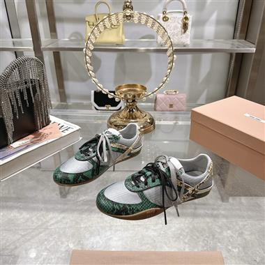 MIUMIU   2025新款女生休閒時尚鞋子