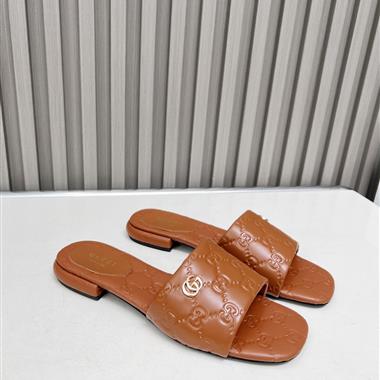 GUCCI    2025新款女生休閒時尚鞋子