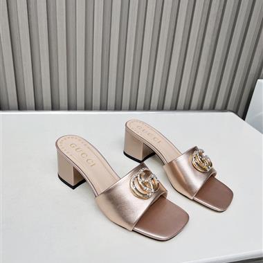 GUCCI    2025新款女生休閒時尚鞋子