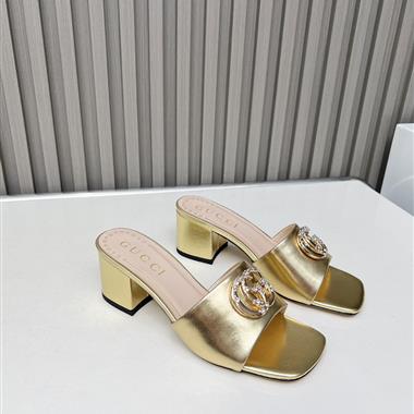 GUCCI    2025新款女生休閒時尚鞋子