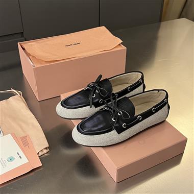 MIUMIU    2025新款女生休閒時尚鞋子