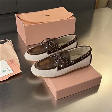 MIUMIU    2025新款女生休閒時尚鞋子