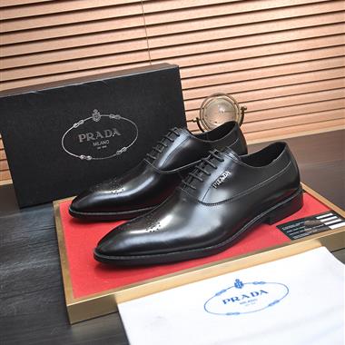 PRADA    2025新款男生休閒時尚鞋子
